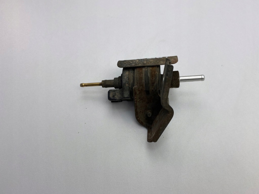 фото №5, 2012 toyota corolla e140 e150 помпа пального webasto