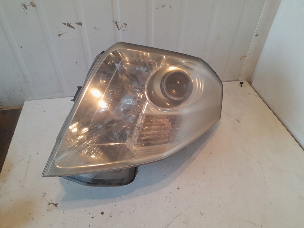 фото №1, Лампа правая перед renault vel satis 82000-14358-e