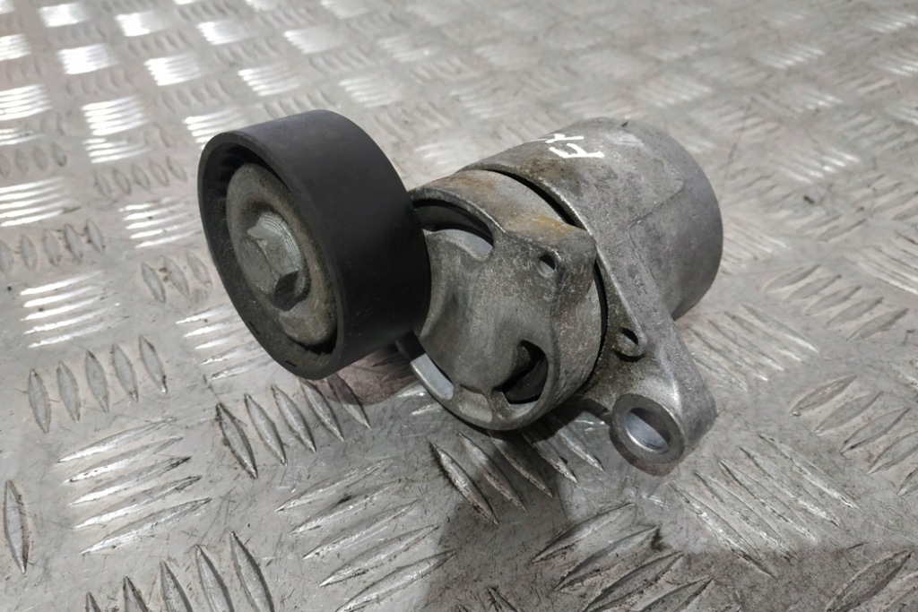 Натягувач ремінь генератора bmw 5 f10 7619248 2.0l дизель 140kw 2016 Зі Шроту