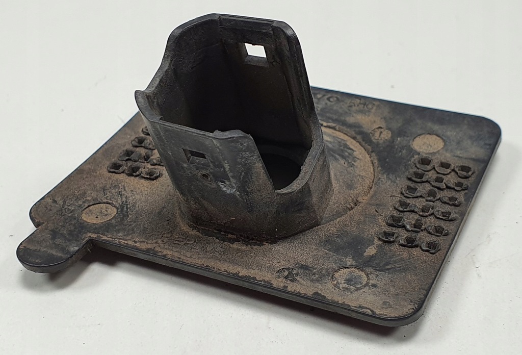 фото №7, Корзина кронштейн датчика pdc volvo xc90 30698475