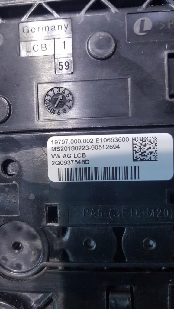 фото №3, Клемма плюсовая vw polo 2g 2q0937548d