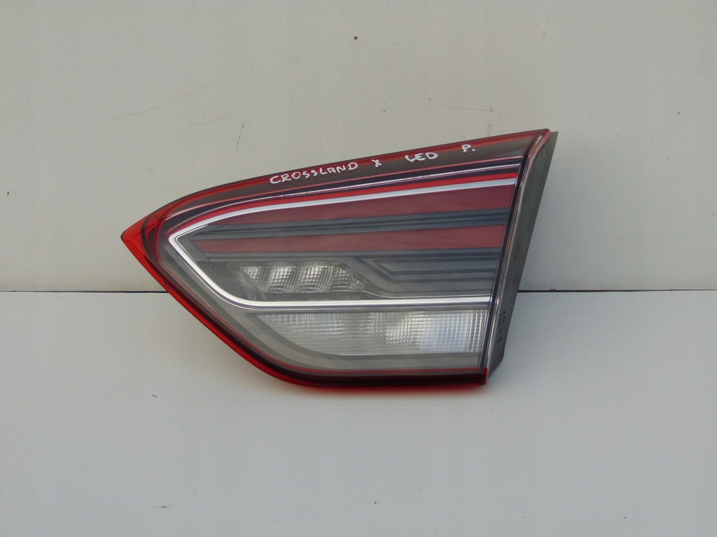фото №1, Opel crossland x лампа задняя правая w крышка led 17-