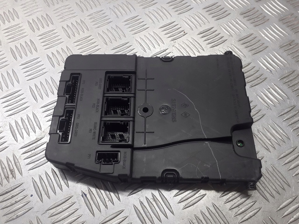 фото №3, Коробка предохранителей renault scenic ii 2.0 8200309691