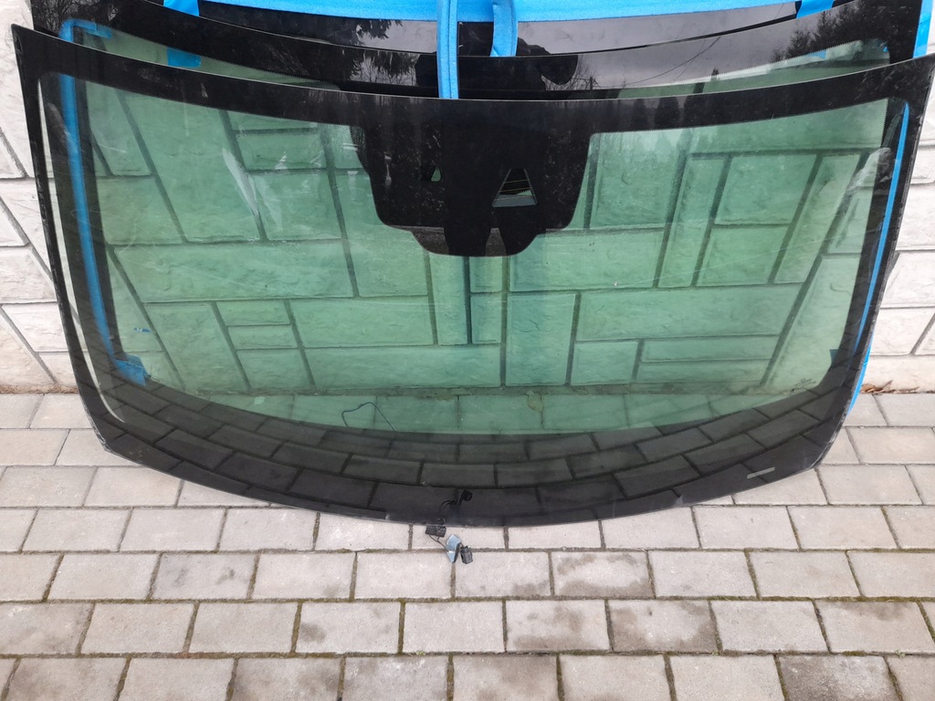 фото №1, Стекло лобовое mercedes gle w166