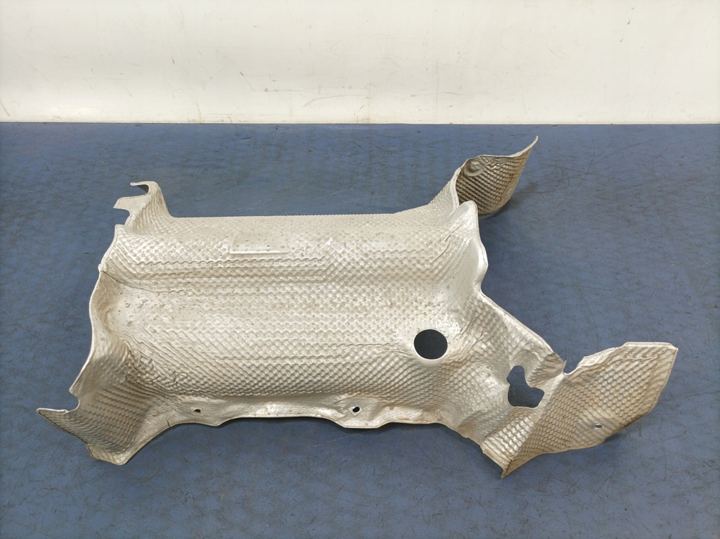 фото №1, Vw arteon защита тепловая 3q0201308a