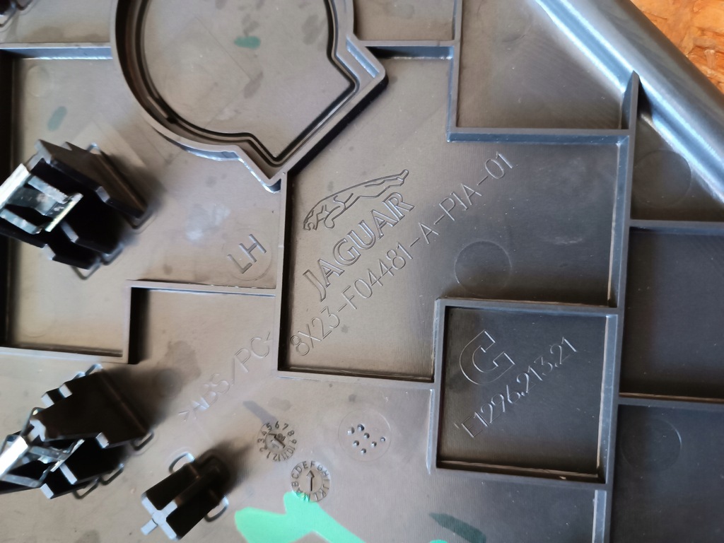 фото №11, Jaguar xf x250 защита заглушка панели консоли левая правая комплект