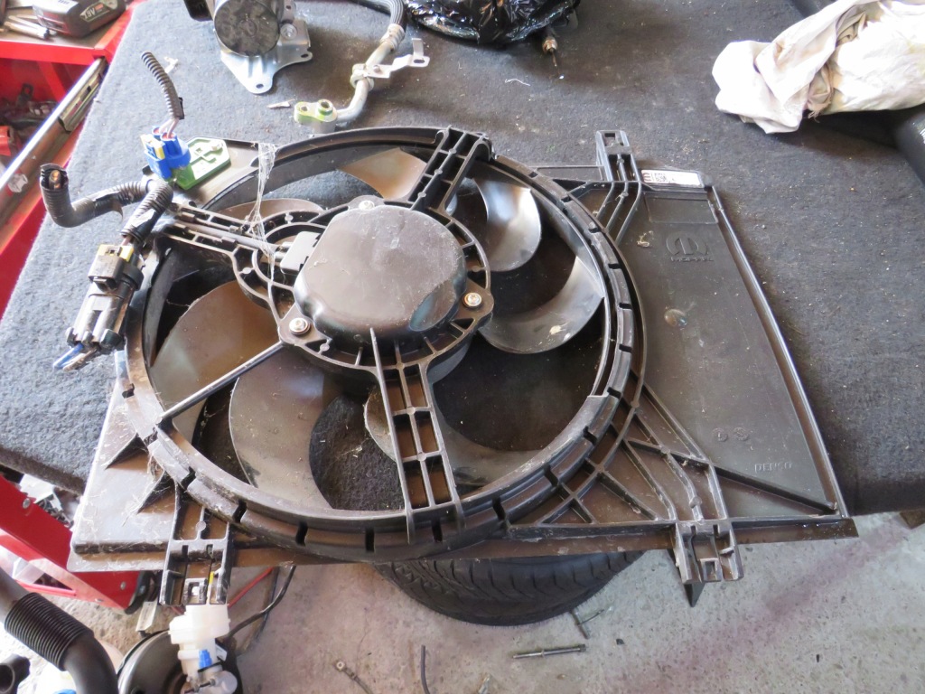 фото №1, Вентилятор радіатора fiat 500 гібрид