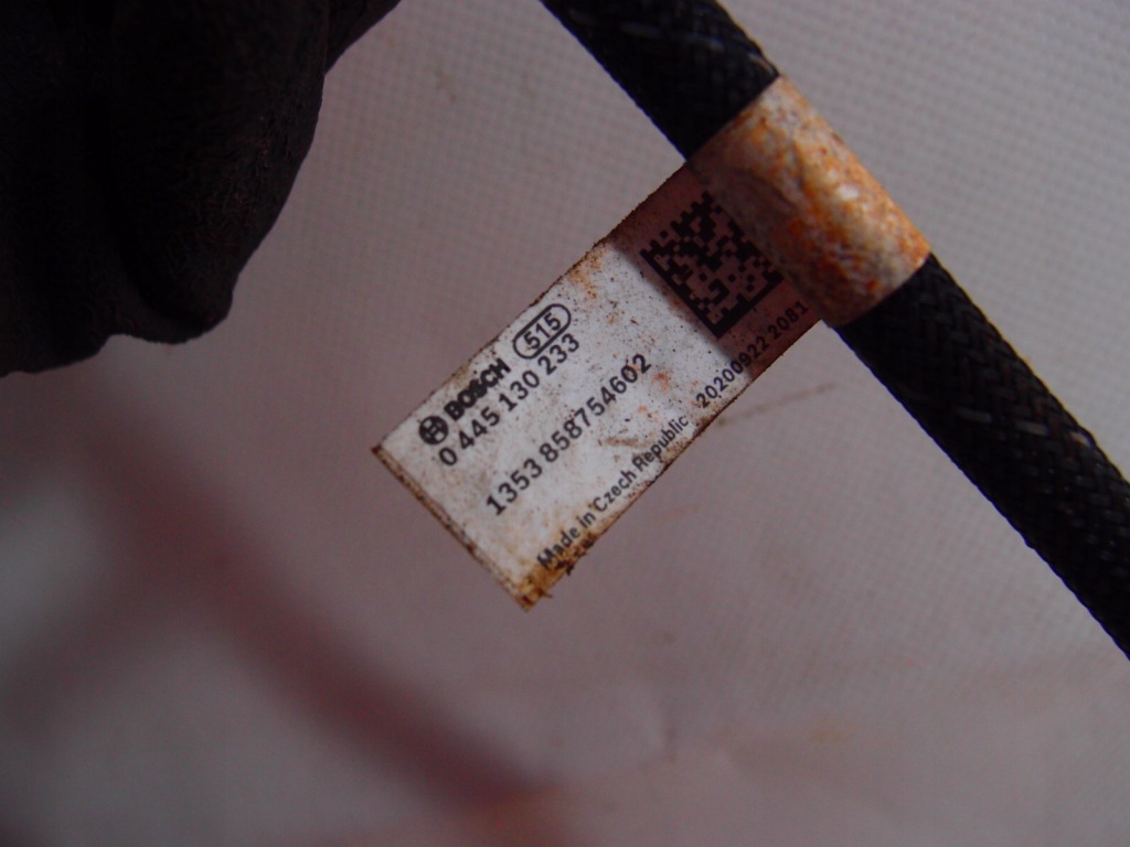 Пабтрубок  шланг сливной топлива bmw x1 f48 2.0d с Разборки