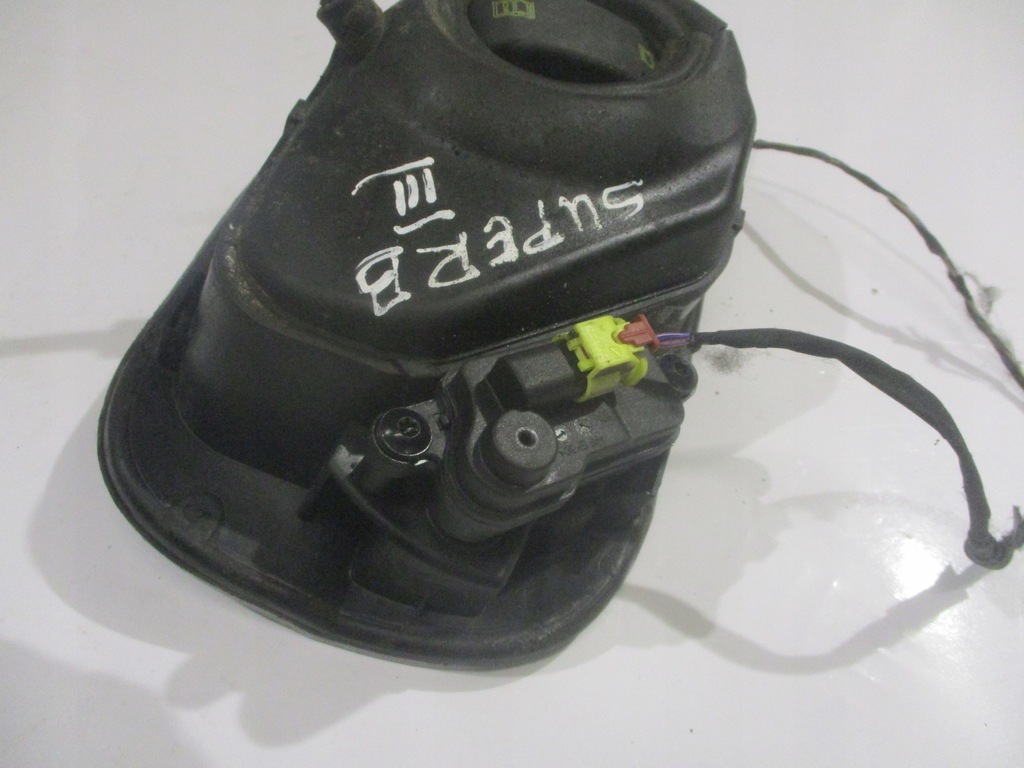 фото №8, Кришка заливної пального привід skoda superb iii hb la7w 510810773 3v5809702b