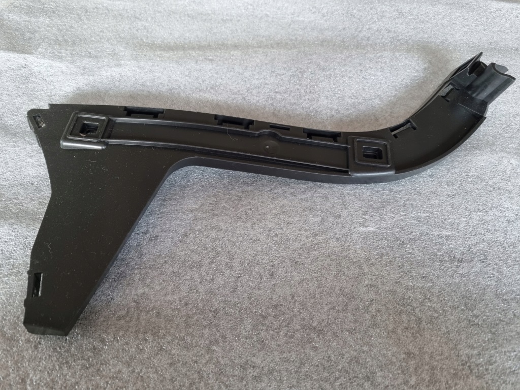 фото №1, Volvo c70 правый задние кронштейн бампера