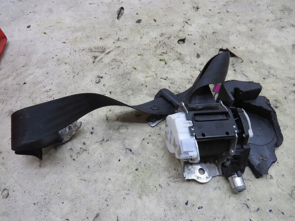 фото №1, Pas натяжитель правый задняя volvo xc60