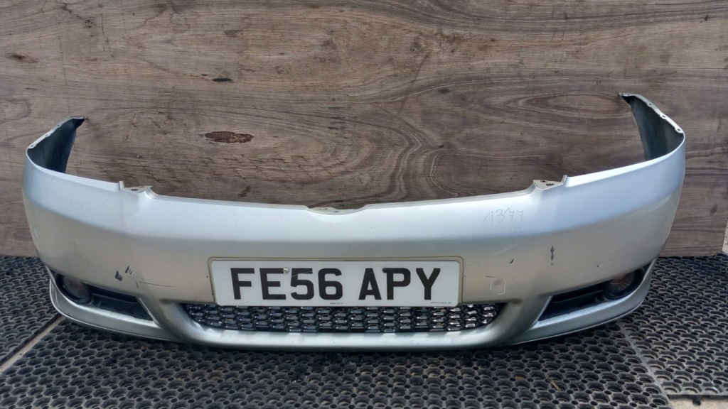 фото №1, Toyota corolla verso ii бампер перед 1c0 противотуманная фара