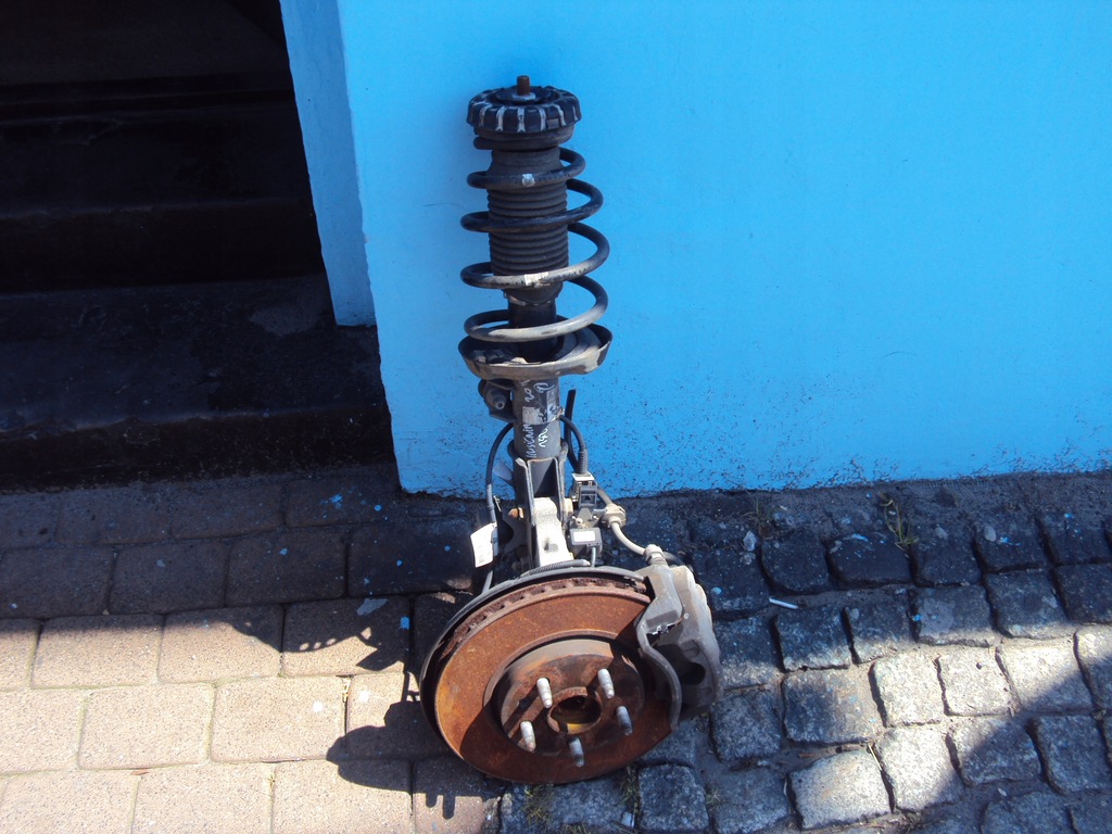 фото №1, Поворотний кулак insignia a 2.0cdt права