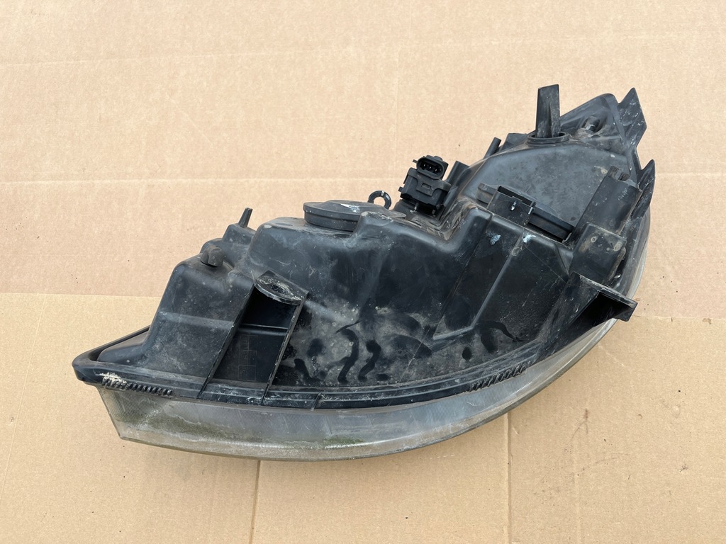 фото №4, Правая лампа перед передняя правый фара renault scenic ii 2003-2006