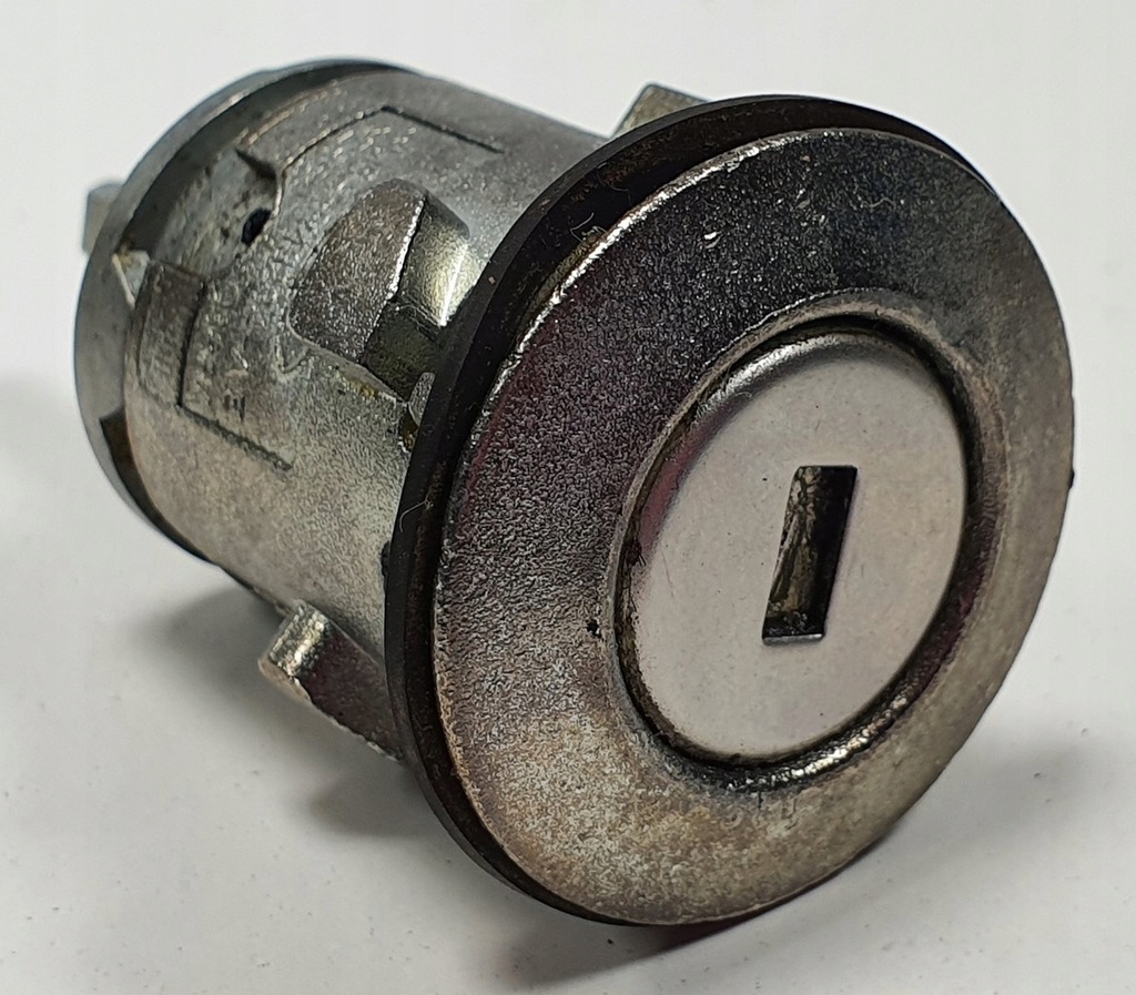 фото №1, Вкладка замка кришки задня volvo c70 ii cabrio