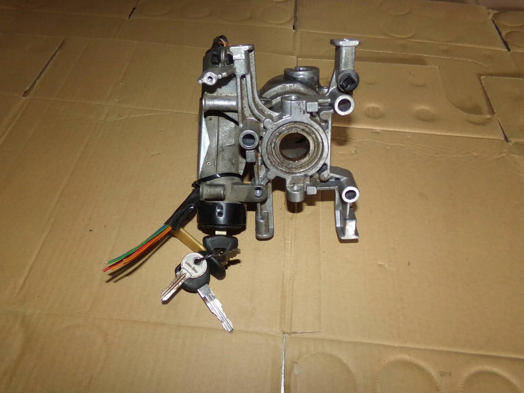 фото №1, Замок зажигания ключа комплект scania r 420 e4