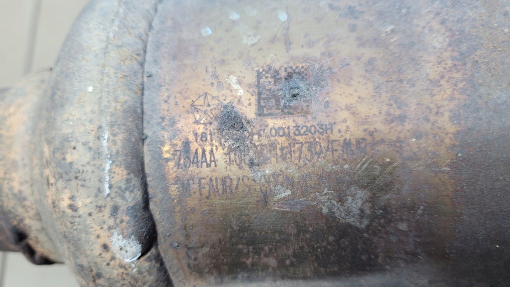 фото №5, Dodge challenger sxt 3.6l 19r катализатор левый 1819681x 734aa