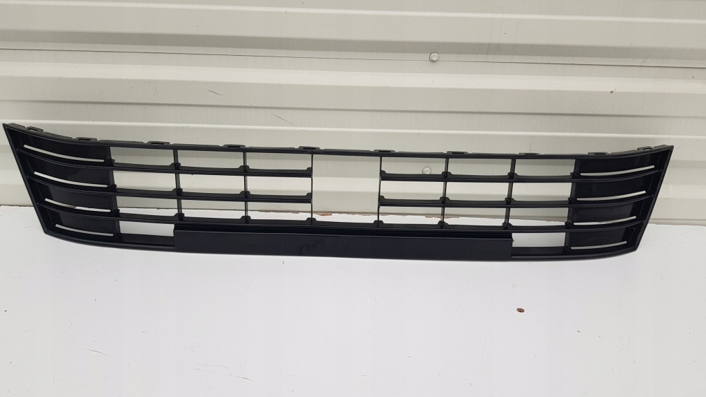 фото №1, Решітка середня бампера vw polo v 6r r-line радар