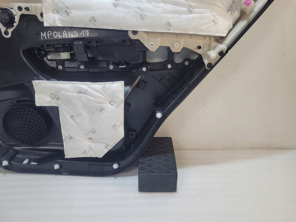 фото №9, Renault koleos ii оббивка обшивка двері лівий задня