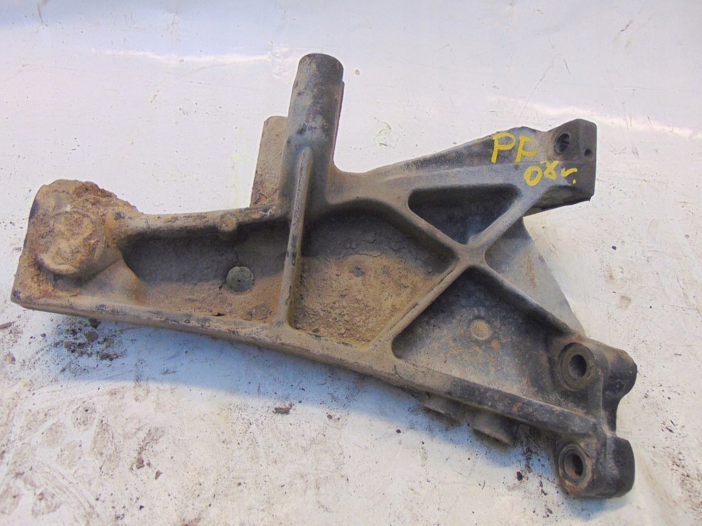 фото №4, Scania r420 r 08r кронштейн рамы правое 1431600