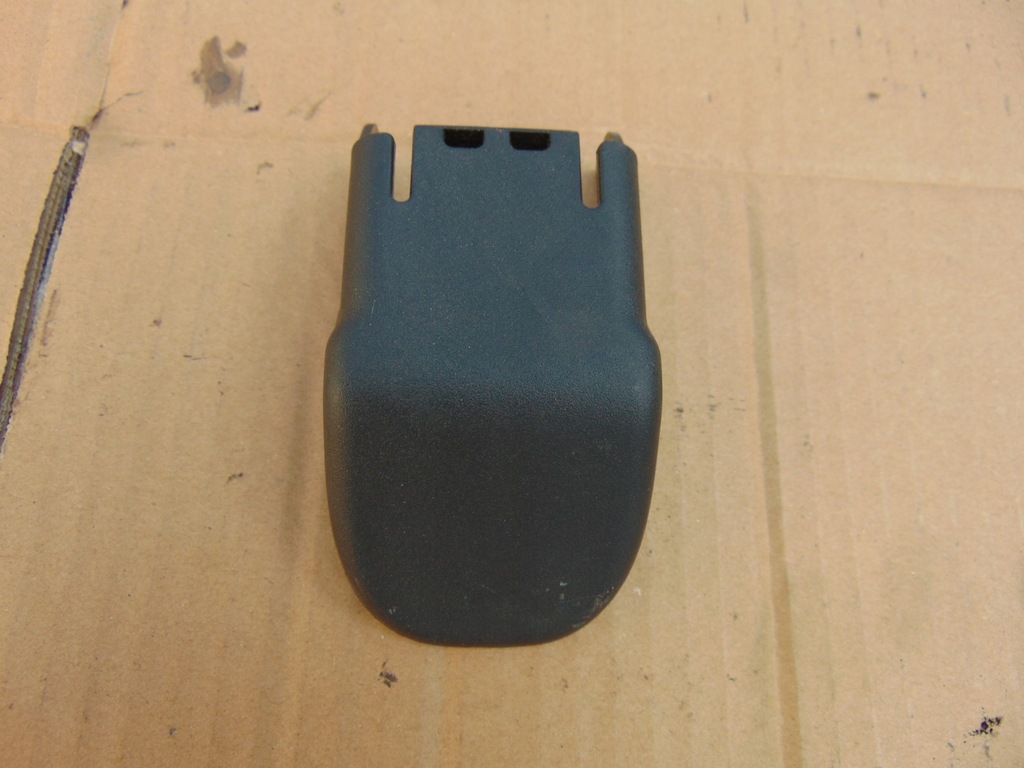 фото №10, Накладка заглушка винт сидений задних ford b-max