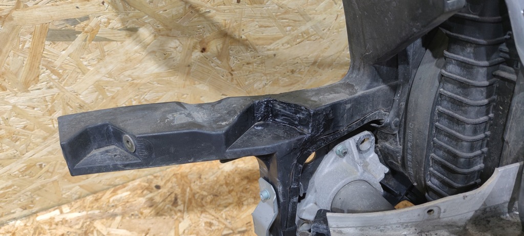 фото №7, Pas передній kompletny audi a4 b6 3.0 cabrio automa