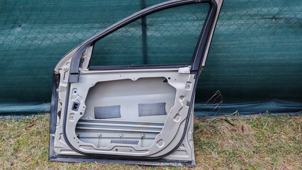 фото №11, Дверь правый перед mercedes w251 r klasa код лакокрасочного покрытия 723 c723 оригинал