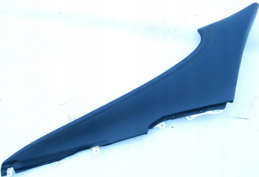 Купити Шкіра обшивка правий задня lexus ls 600h ls460