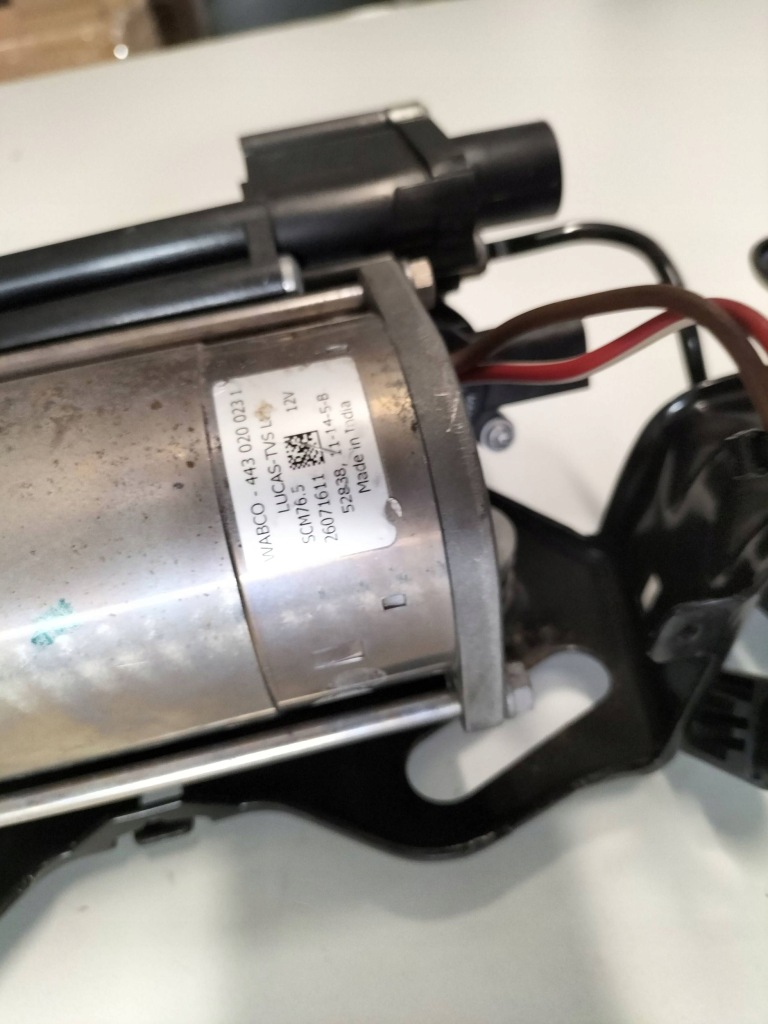 фото №5, Компрессор насос компрессор подвеска bmw f16 x5 f15 f85 f86 6868998