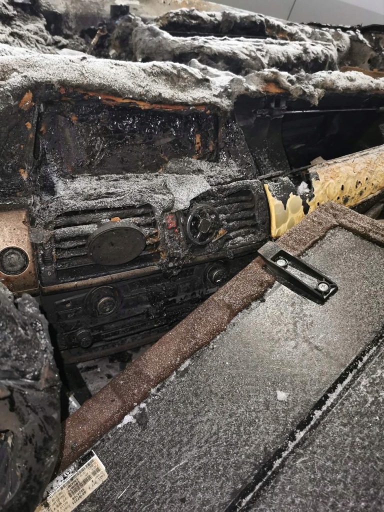 Bmw x5 двигун кришка обігрівача 2007 3.0l efb336 efb336, 08122006, 929888g Ціна