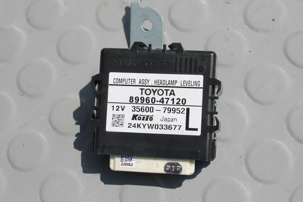 фото №1, Модуль блок керування світла toyota prius iii 09-15