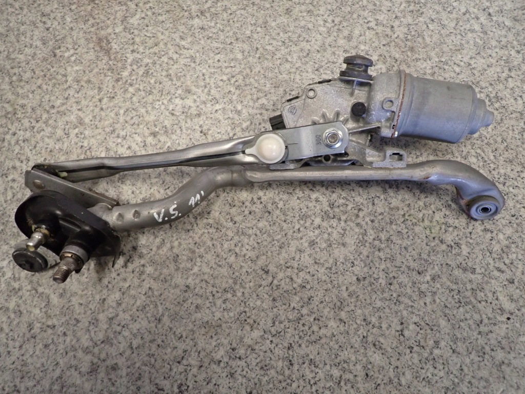 фото №1, Toyota verso s механизм дворник моторчик