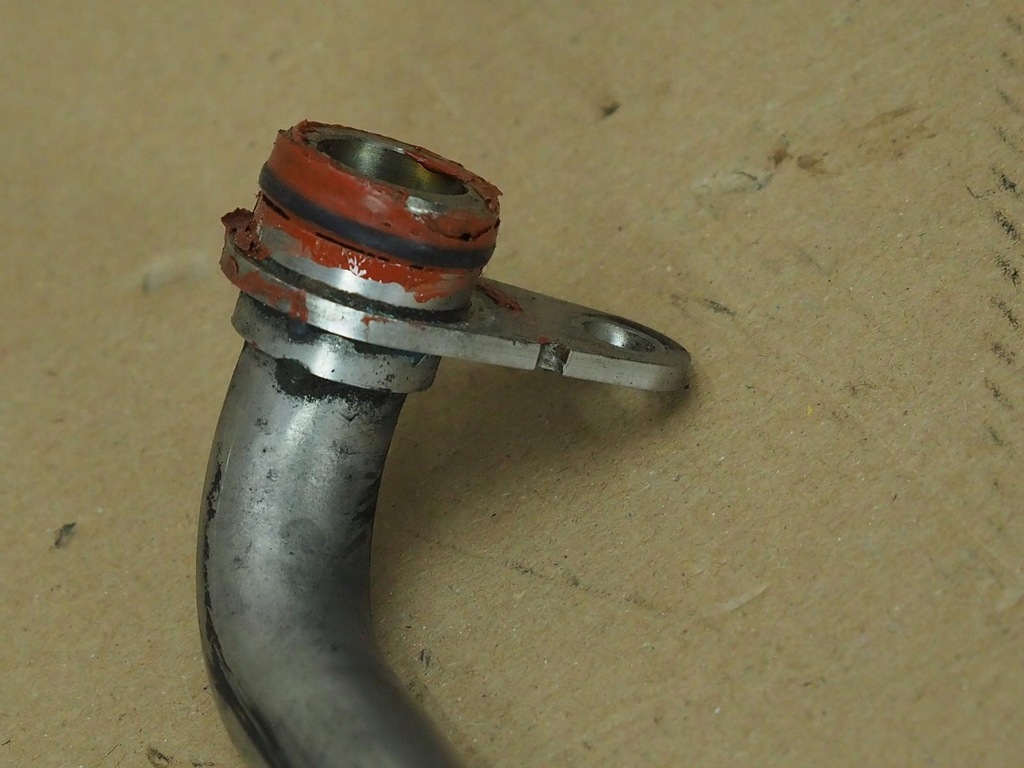 фото №15, Шланг масляный 6.0 v12 07c115203g audi a8 d3 bht