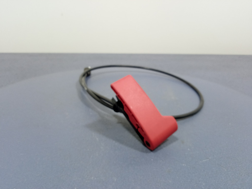 фото №7, Mercedes gls x166 gle w166 трос тягa відкривання капот a1668801101