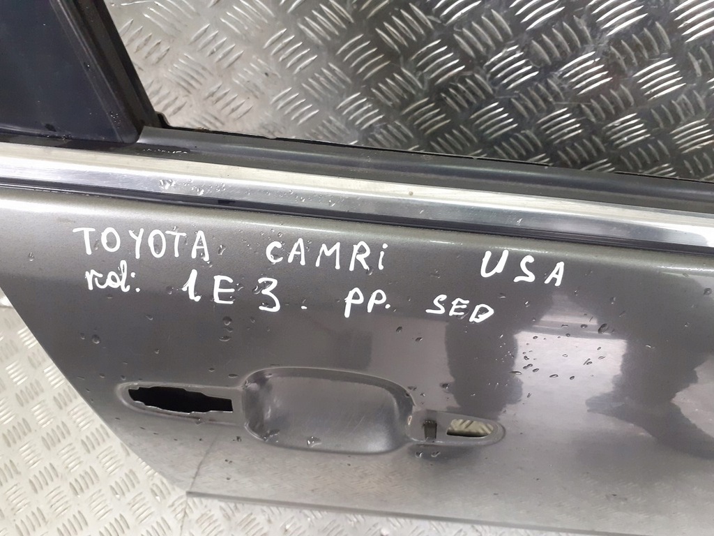 фото №3, Дверь правый перед toyota camry 1e3