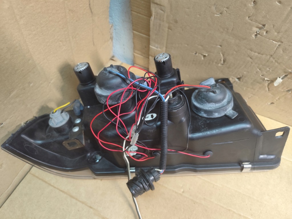 Фара левая перед bmw e36 sk3304s angel eyes sonar Киев