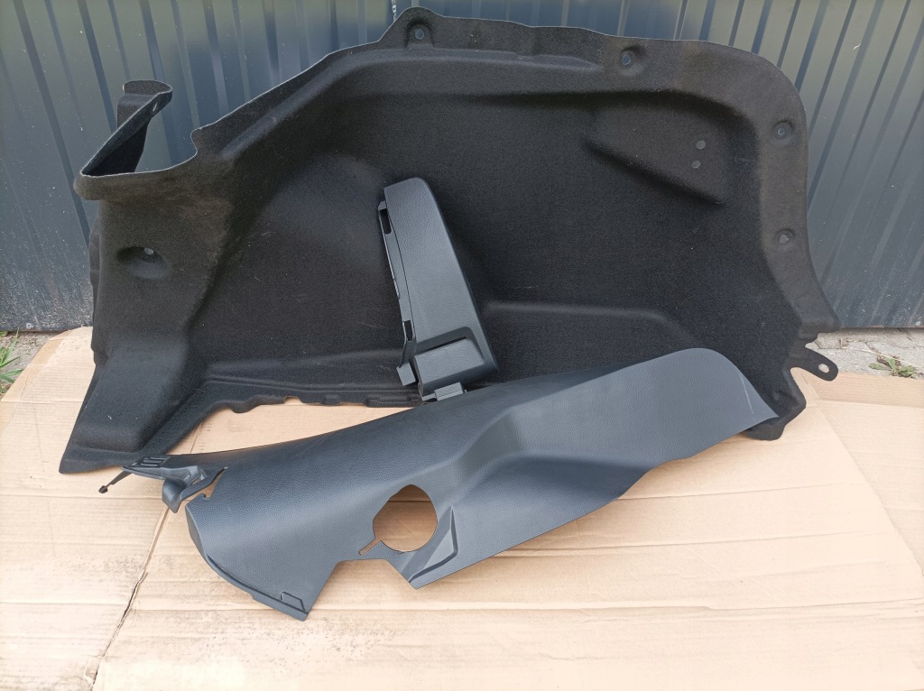 фото №1, Toyota corolla e21 sedan обшивка багажника правый