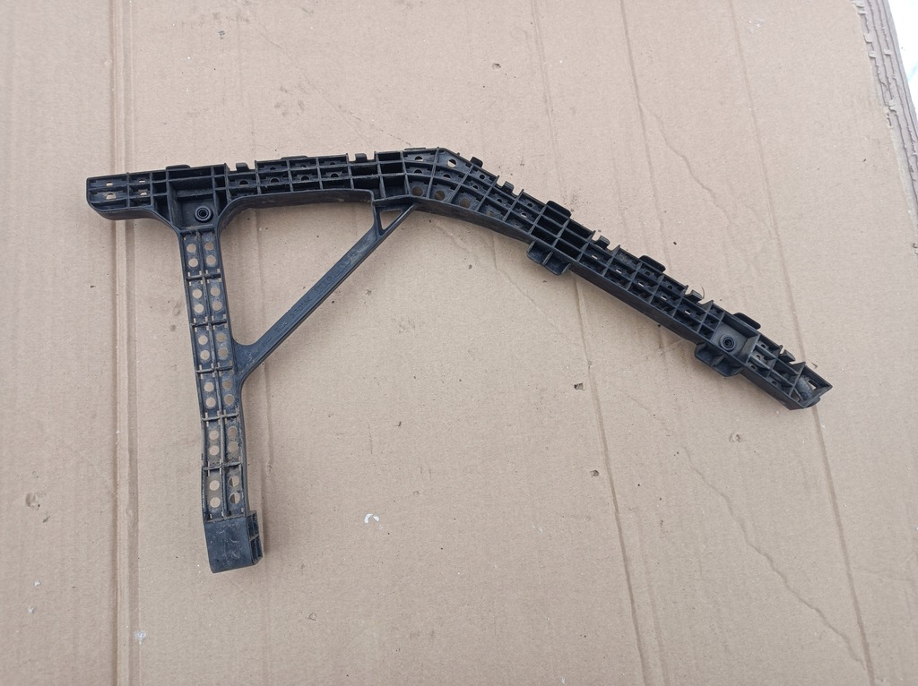 фото №1, Правый направляющая бампера заднего honda insight