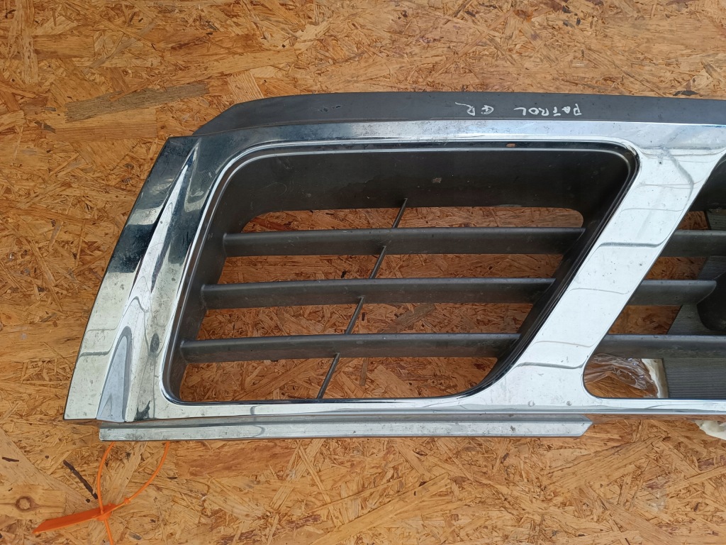 Купить Решётка решётка радиатора решётка  бампера перед 62310vb000 nissan patrol y61 gr 97-