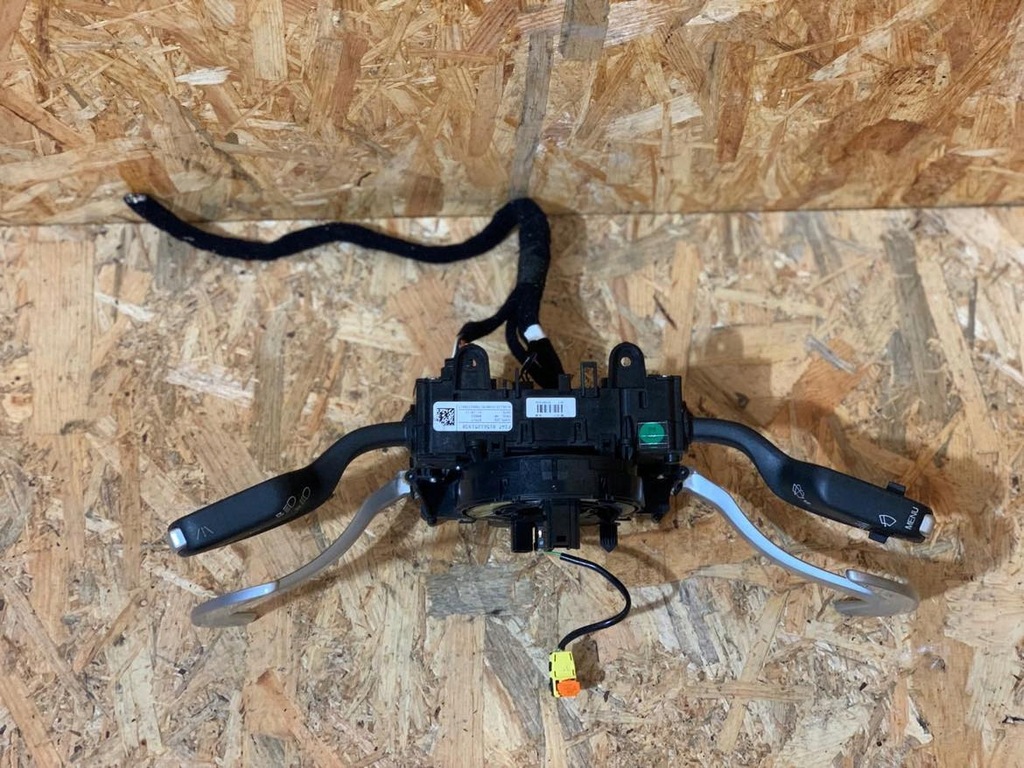 фото №3, Перемикачі пелюстки перемикання стрічка alfa giulia quadrifoglio qv