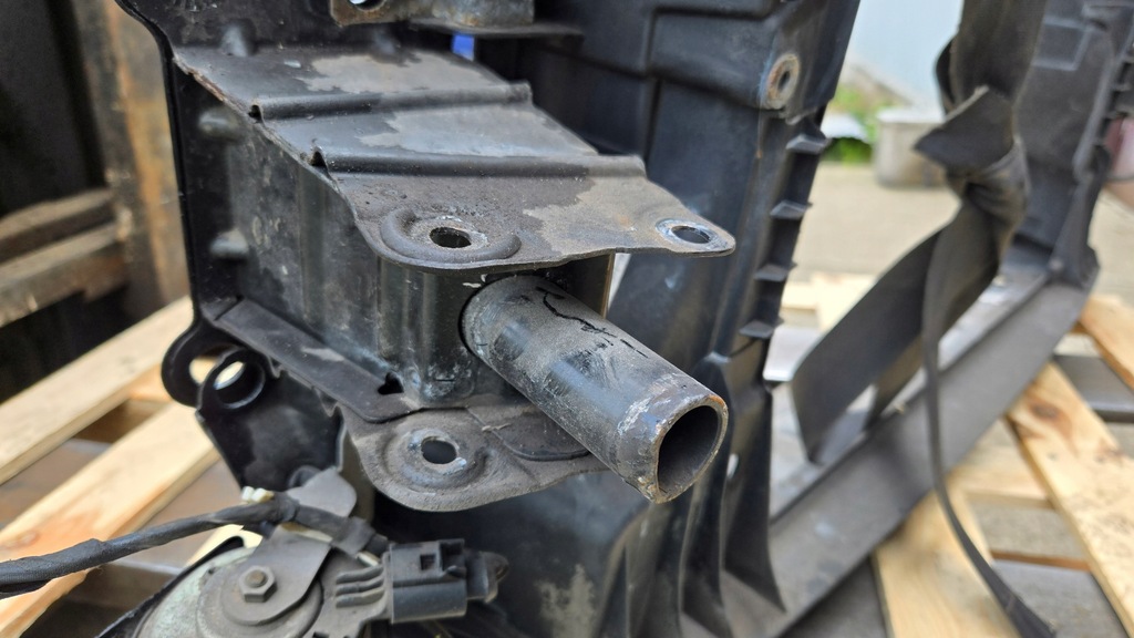 фото №5, Audi a3 8p lift 05/08 підсилювач pas передній балка