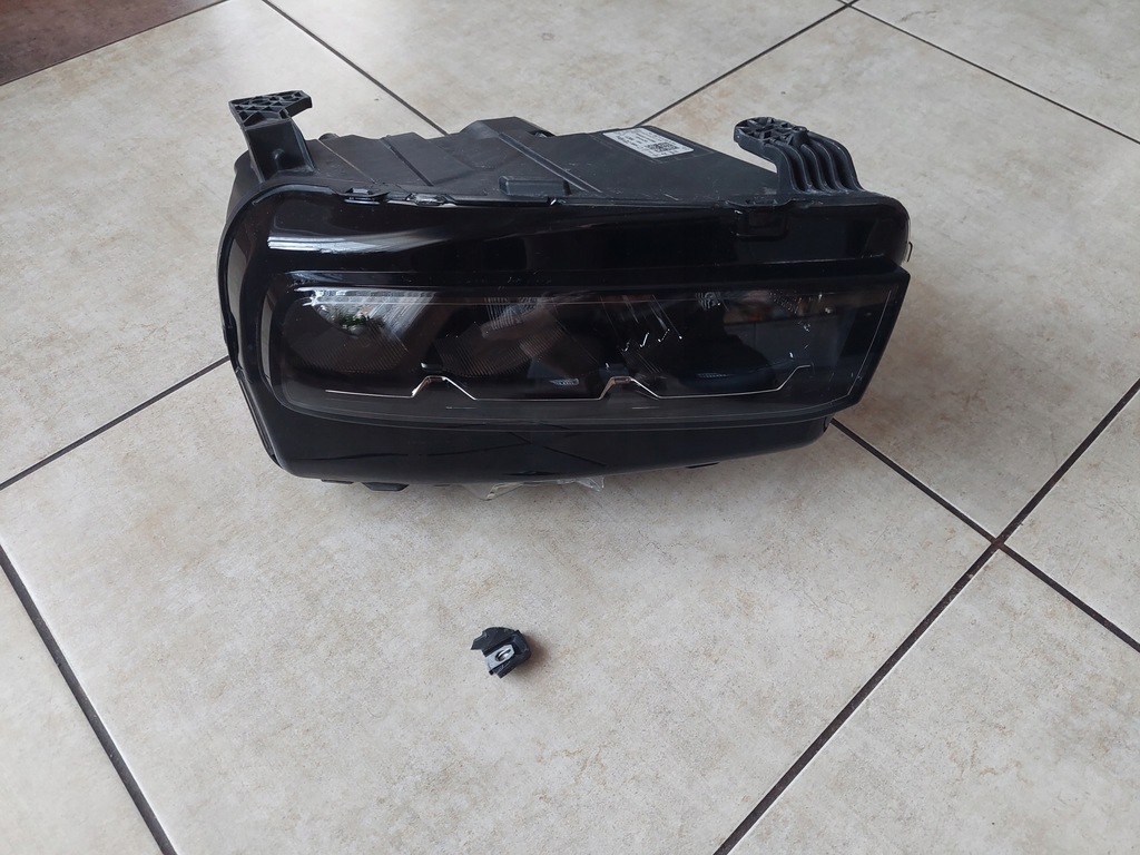 фото №1, Лампа правая --- full led - citroen c3 aircross - lift