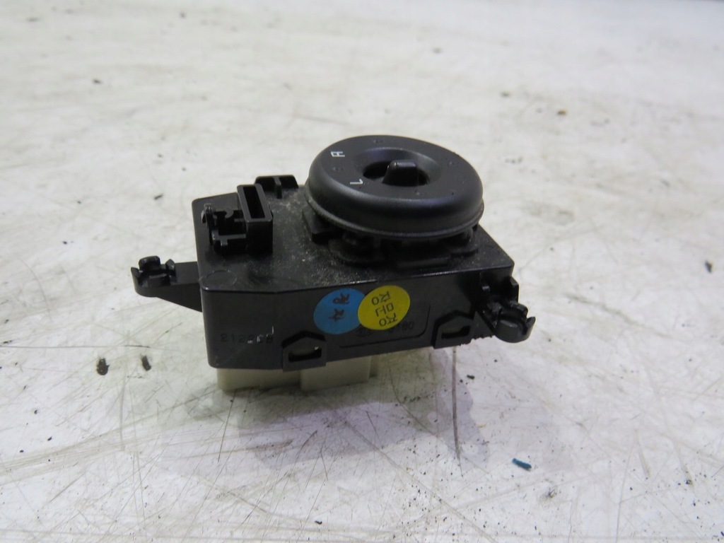 фото №5, Регулировка зеркал carens iv