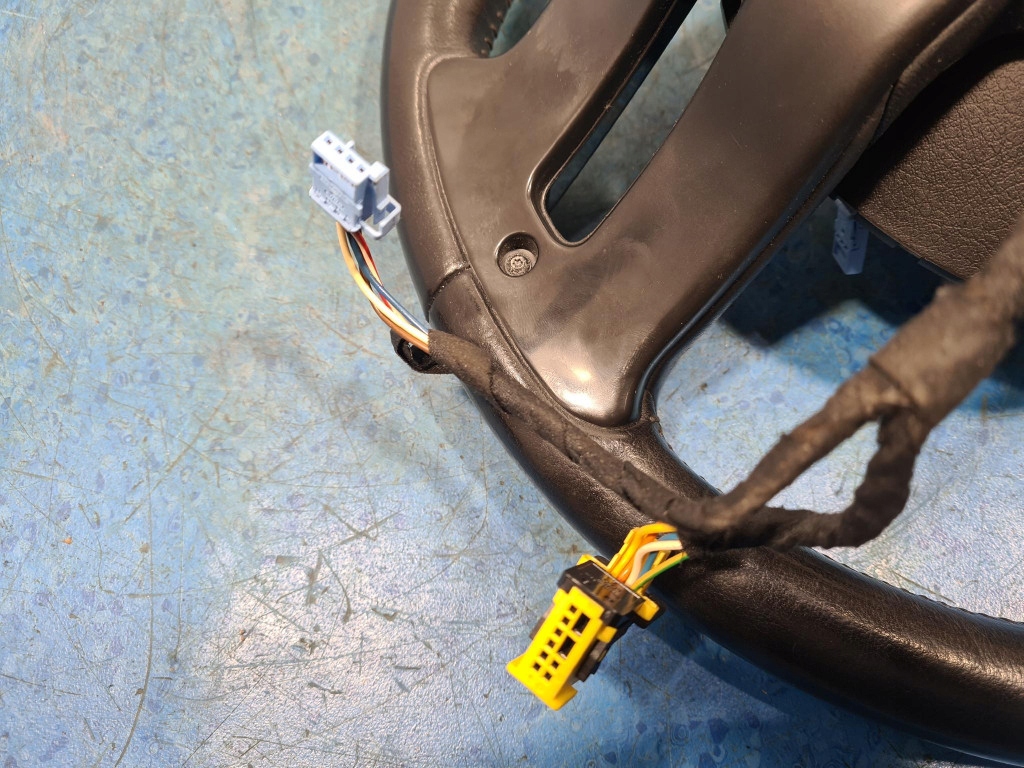 Citroen c4 picasso руль многофункциональный кожаный в Украине