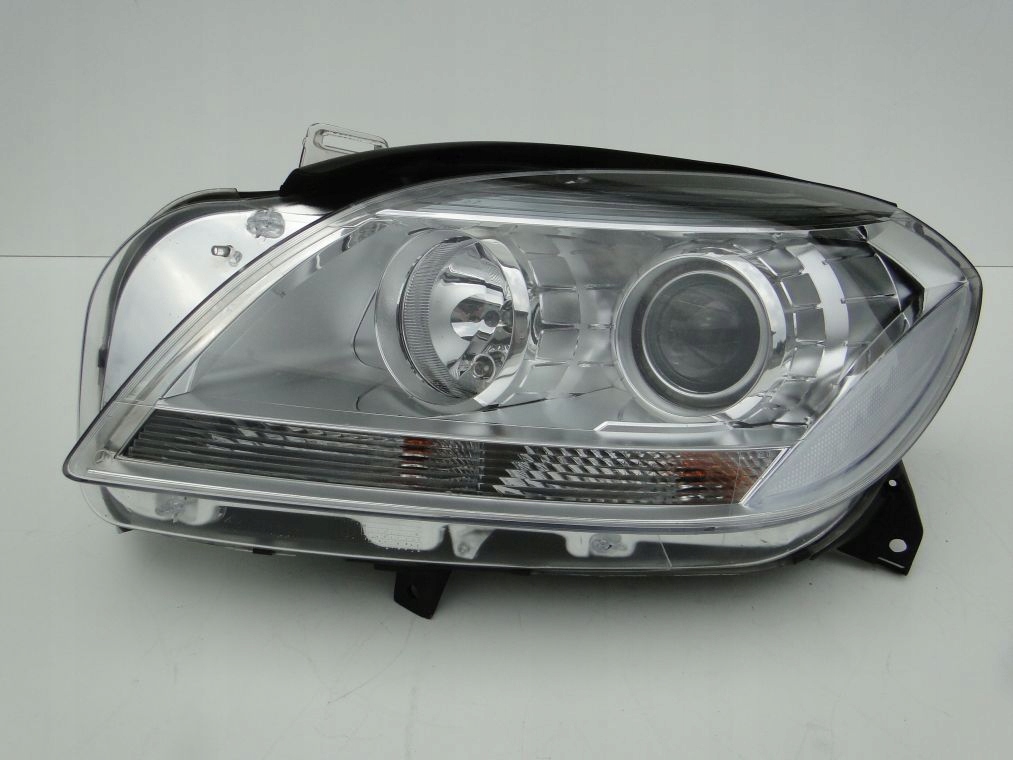Купити Mercedes-benz оригінальний номер a1668206659 лампа звичайна