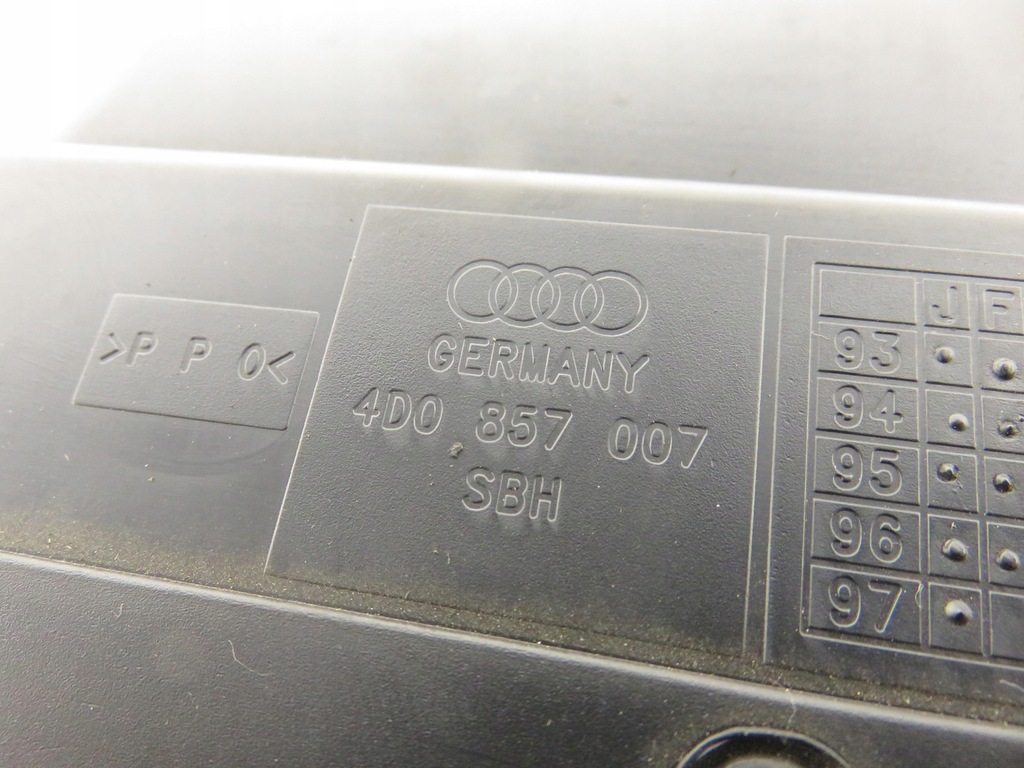 фото №7, Консоль середня audi a8 d2 4d0820325 4d0857007c