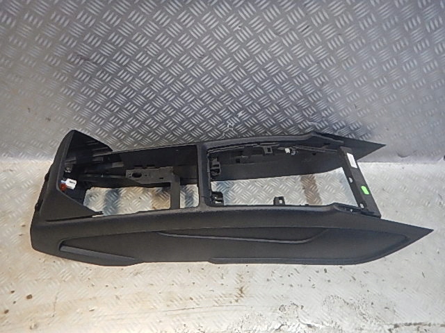 фото №1, Audi q7 4l0 тунель середній