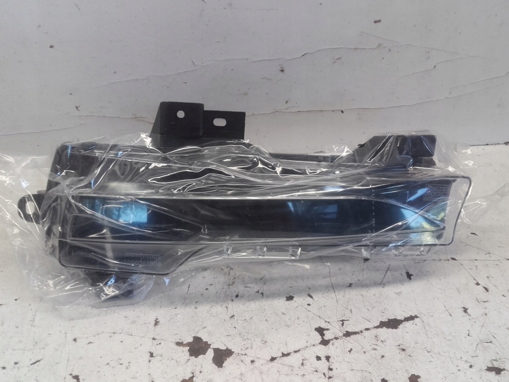 Купити Tesla 3 протитуманна фара передній лівий led 1077395-00-d