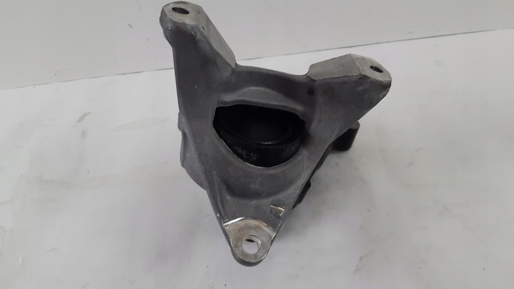 фото №6, Honda cr-v iv 1.6 d 12- кронштейн подушка двигуна