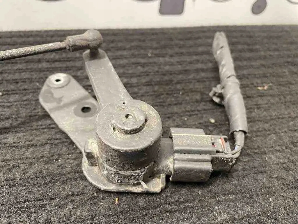 Рычаг датчика уровня dodge ram 1500 pick-up dj, ds 65035651a 5.7l с Разборки